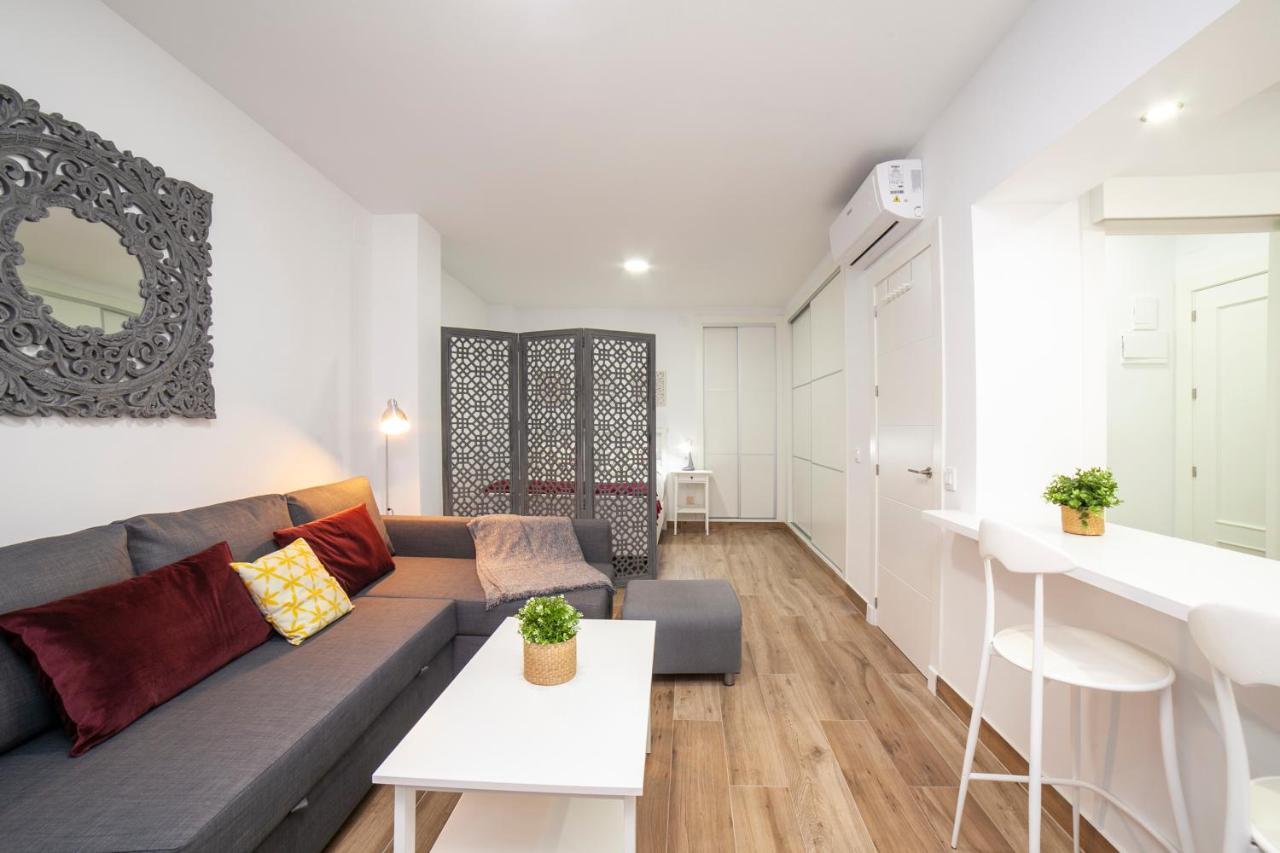 Alohamundi Cruz Verde Sevilla Exteriör bild
